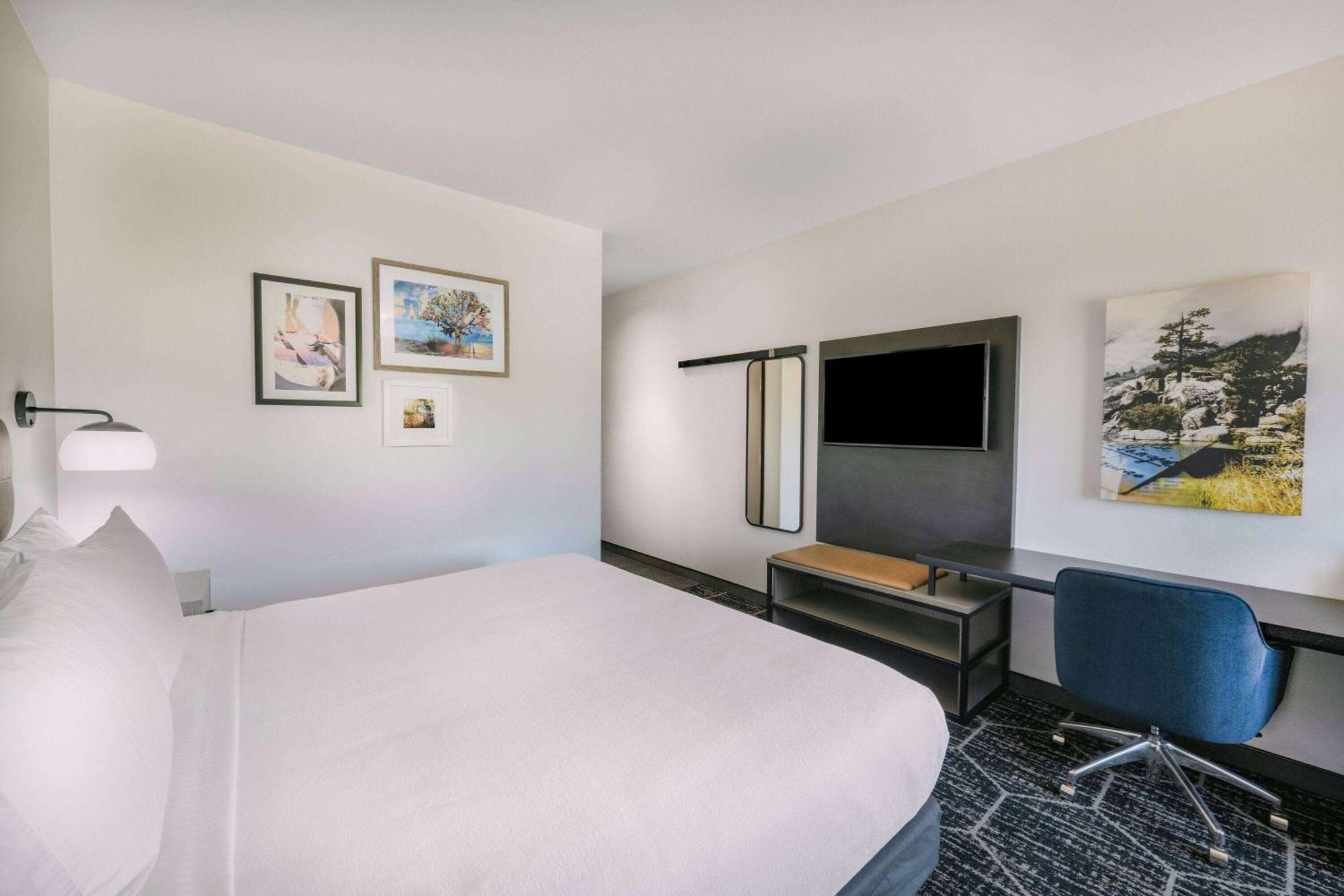 La Quinta Inn & Suites By Wyndham Yucaipa エクステリア 写真