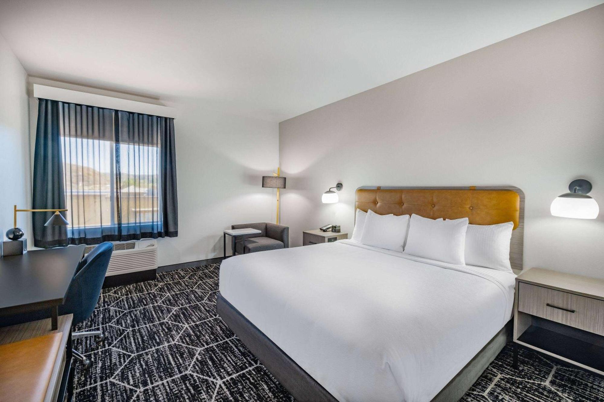 La Quinta Inn & Suites By Wyndham Yucaipa エクステリア 写真