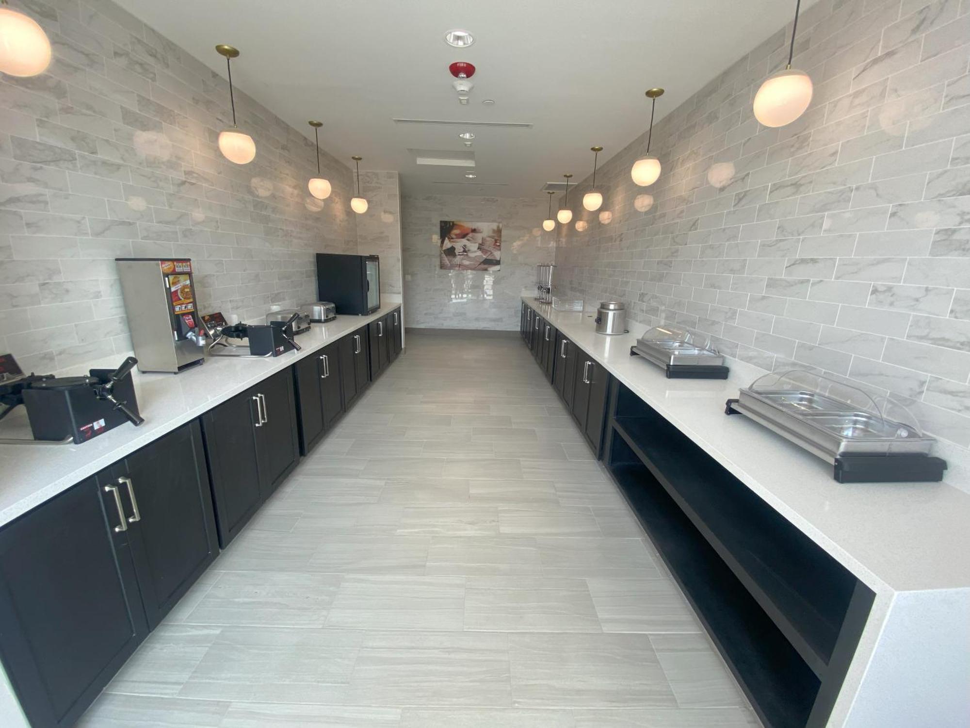 La Quinta Inn & Suites By Wyndham Yucaipa エクステリア 写真