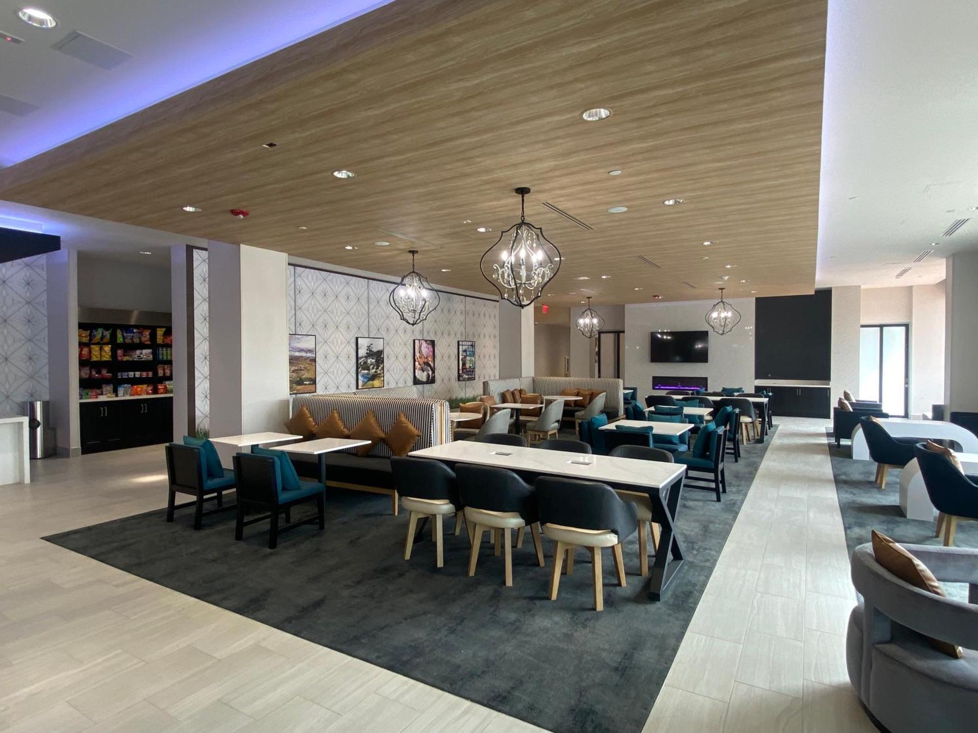 La Quinta Inn & Suites By Wyndham Yucaipa エクステリア 写真
