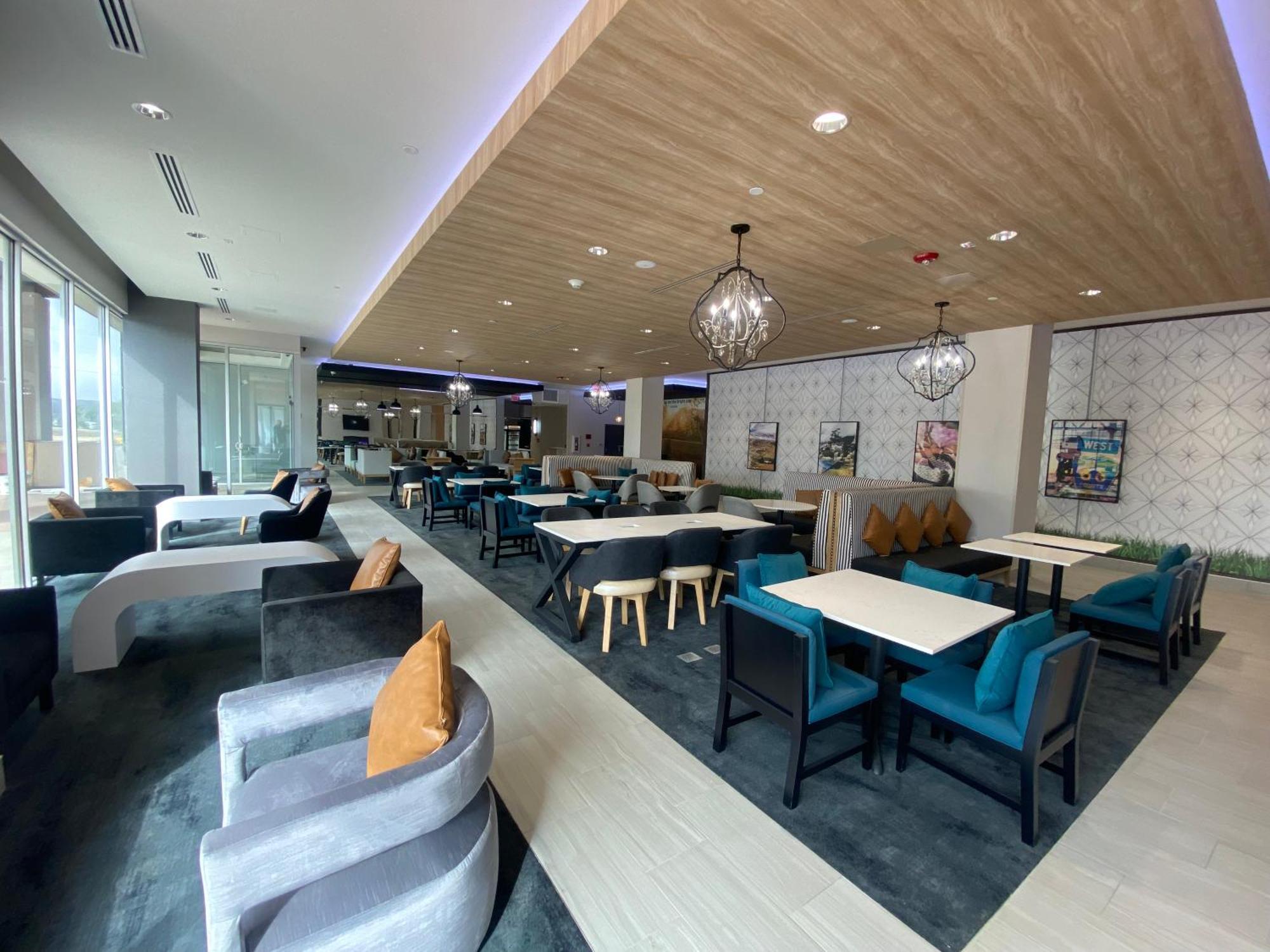 La Quinta Inn & Suites By Wyndham Yucaipa エクステリア 写真
